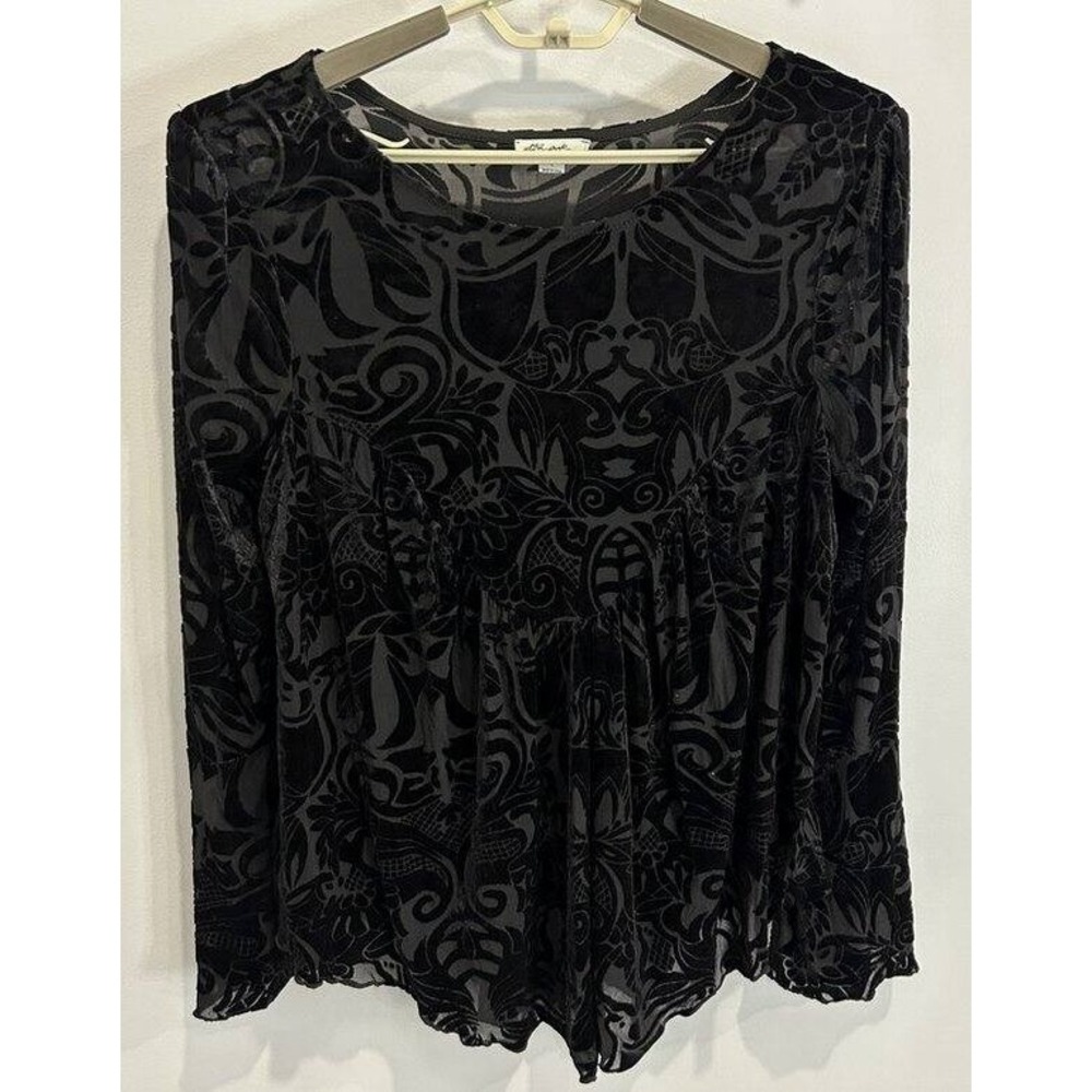 Ultra Pink Black Velvet Burnout Long Bell Sleeve Babydoll Long Sleeve Shirt L
